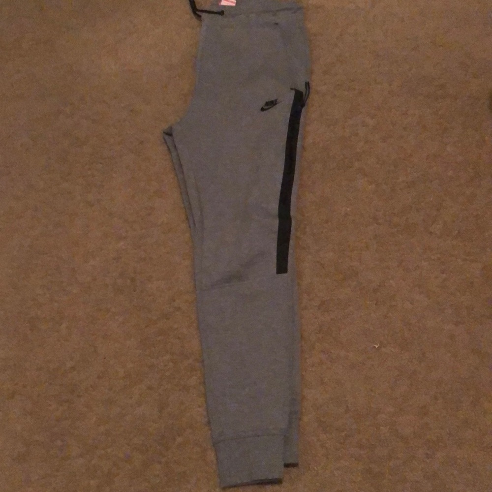 Nike joggers